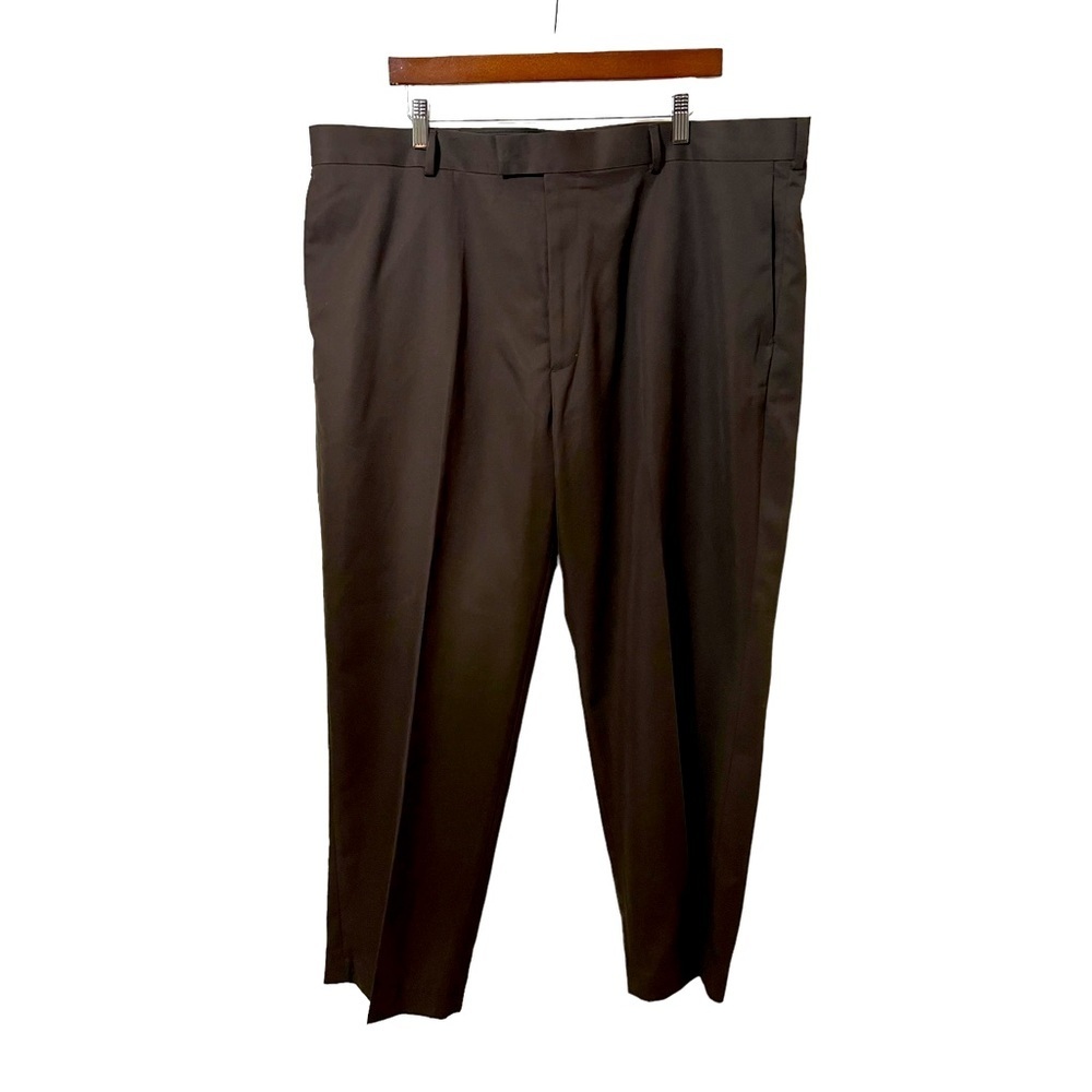 Perry. Ellis, men’s dress slacks size 42X30 long☑️